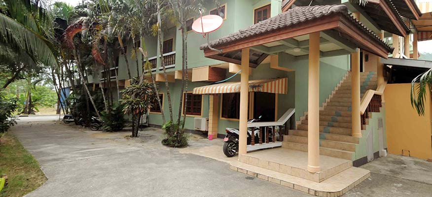 Hotel happy House